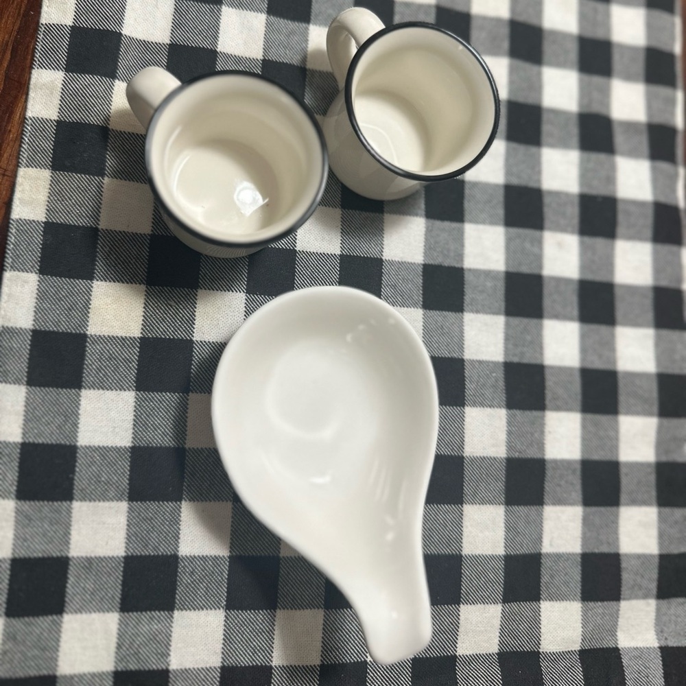 Ceramic Decor‎ Items - Picture 2 of 6